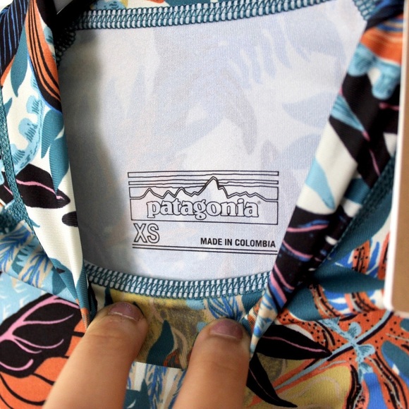 Patagonia | Micro Swell Rashguard 50+ UPF - Picture 5 of 8